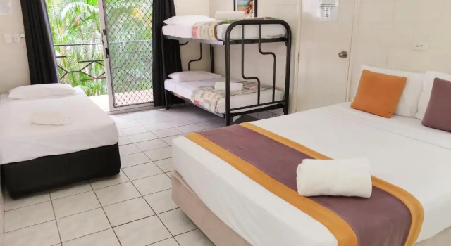 Апартаменты с 3 комнатами Coconut Grove Holiday Apartments