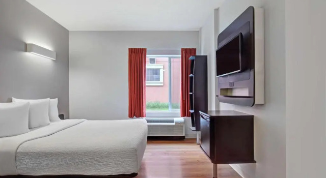 Двухместный номер Standard Motel 6 Airdrie