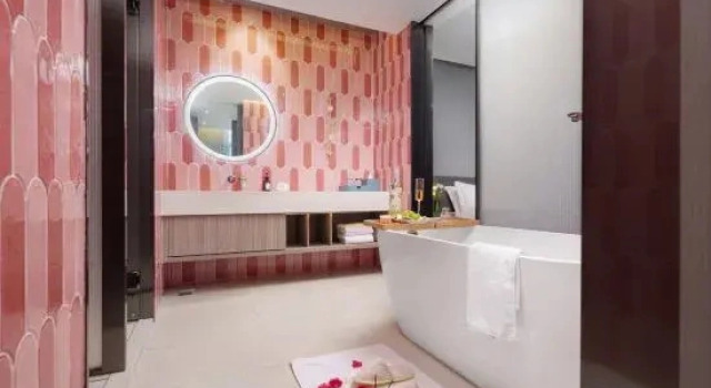 Люкс с видом на озеро Wuhan Liju Garden Hotel