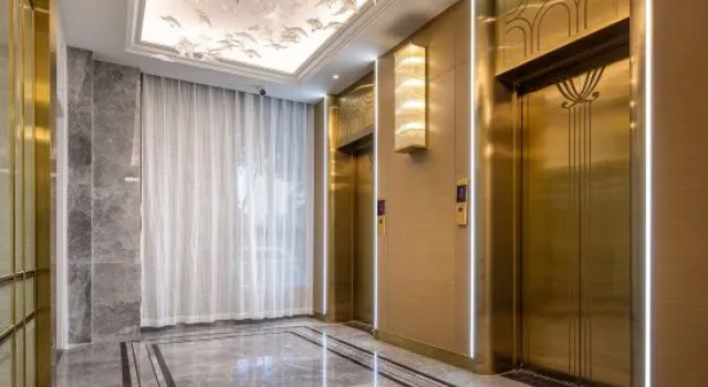 Venus Royal Hotel (Fuyang xizhan wuyue plaza Branch), Book Hotel Fuyang Anhui