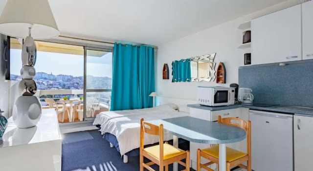 Appartement Biarritz, 1 pièce, 2 personnes - FR-1-3-410