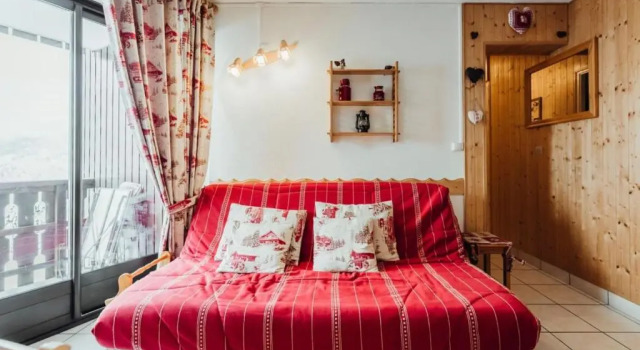 Apartment with balconies ski-in ski-out classified 2 stars
