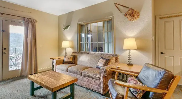 Двухместный номер Standard c 1 комнатой Hilton Grand Vac Club Wilderness Club at Big Cedar Ridgedale