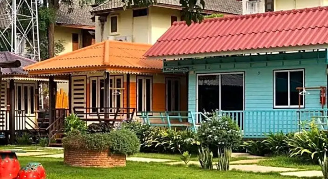 Двухместный номер Deluxe с балконом Revolution Hostel Pai
