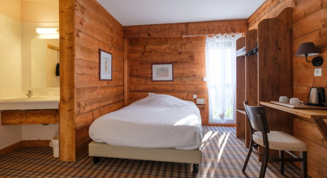 Номер Standard CitHotel Le Montreal