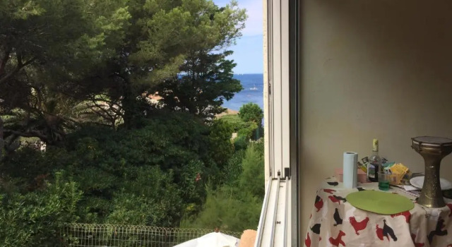 Апартаменты T2 climatisé 33m2 à 10 secondes chrono à pied de la mer et des plages du sentier du littoral et des pistes cyclables Résidence marina cap négre Six-Fours-les-Plages
