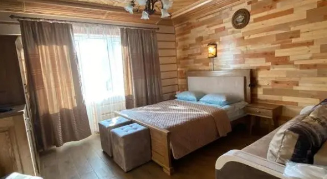 Zatyshok nad Prutom, Prenota Hotel Hotel a Ivano-Frankovsk con parcheggio, Parcheggio