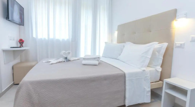 Hotel Tourist Meuble