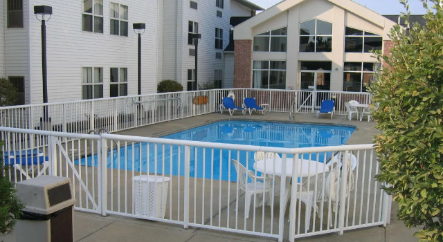 Четырёхместный номер Standard Hampton Inn & Suites Cleveland-Independence