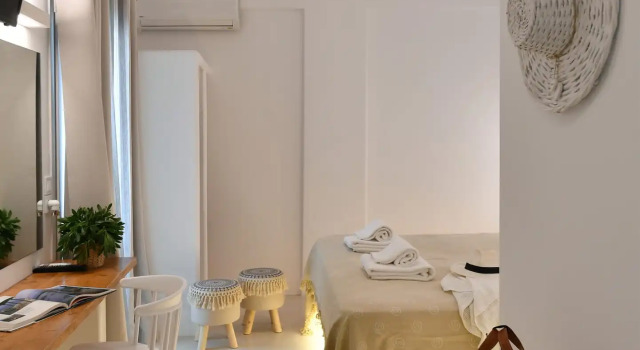 Двухместный номер Deluxe с балконом Ammos Luxury Rooms & Home