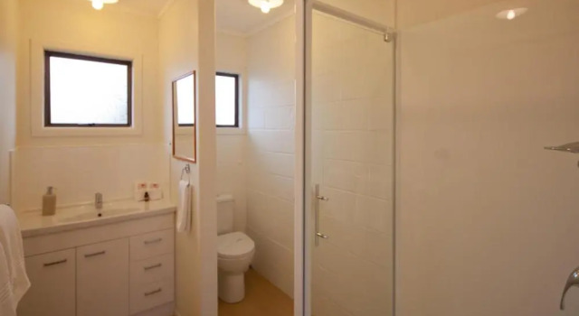 Номер Comfort Rosetown Motel