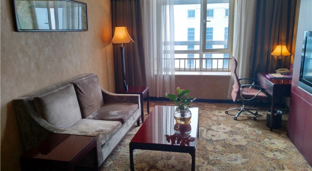 Люкс Standard Zhong Yi Peng Ao Hotel
