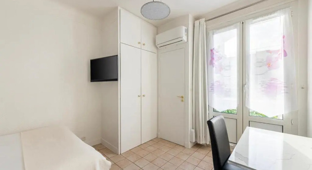 Студия Economy Appart Hôtel Résidence Courcelle