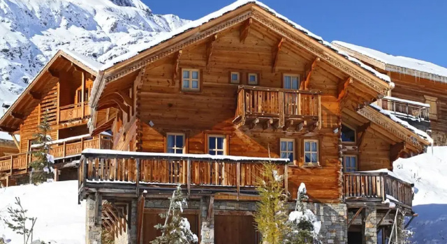 Chalet in Alpe D'huez With Sauna & Hot Tub, Забронировать Шале Виллы Овернь-Рона-Альпы, Вилла
