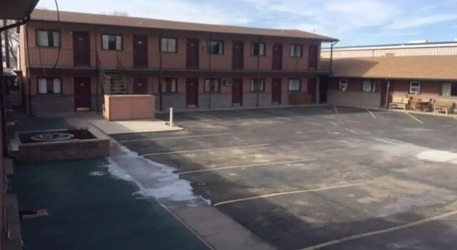 Park Motel, Buchen Sie Motel Hotels in North Platte mit Parkplatz, Parkplätze
