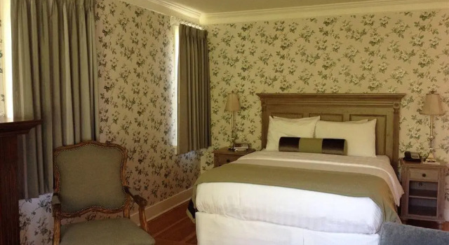 Rosewood Inn