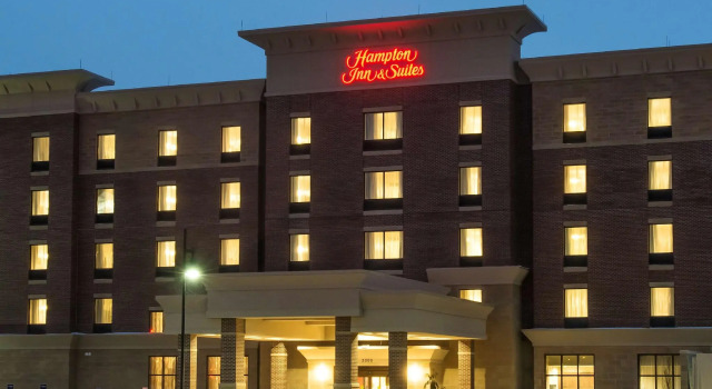 Номер Standard Hampton Inn & Suites Cincinnati / Uptown - University Area