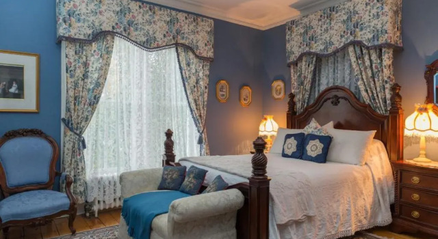 Двухместный номер Standard Fitzroy Hall