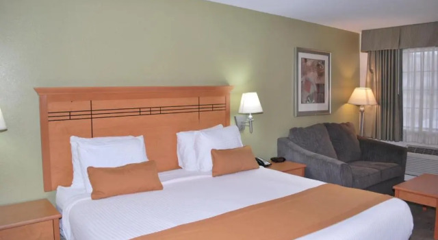 Люкс Americas Best Value Inn and Suites DeSoto
