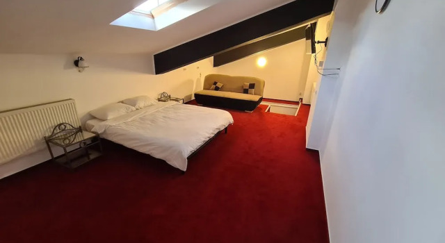 Karma caffe&rooms, Prenota Hotel Hotel economici a Bucarest, vicino a Stazione metro Stefan cel Mare