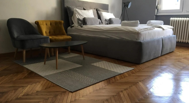 Apartment Silver
