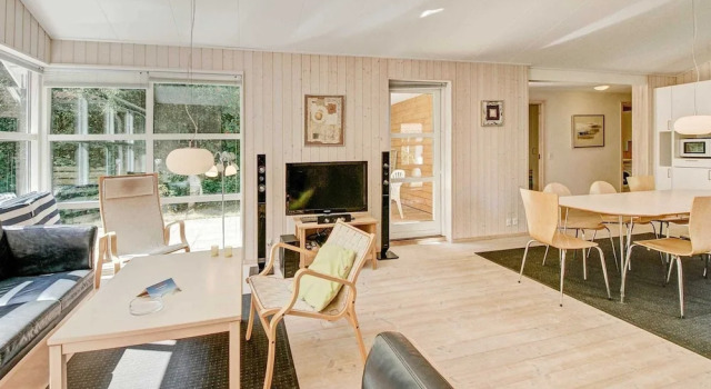 10 person holiday home in Aakirkeby, Réserver Maison de vacances Cottages à Hovedstaden region, Cottage