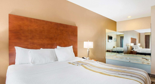 La Quinta Inn Decatur, Đặt Khách sạn Khách sạn ở Decatur bao gồm bữa sáng, Bữa sáng