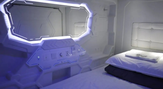 Капсула Aloha Capsule Hostel