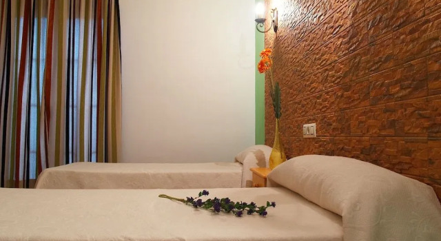 Hostal Casa Pedro, Book Hotel Hoteller i Jaen med pool, Swimmingpool