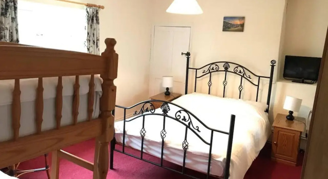 Коттедж Charming 3-bed House on Exmoor