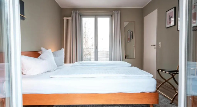 2 Bedrooms Apartment Alt-Weimar