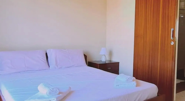 52 MEN - Sea Gem Apartment