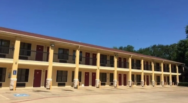 Executive Inn and Suites Longview, Buchen Sie Gasthaus Motels in Longview, Motel