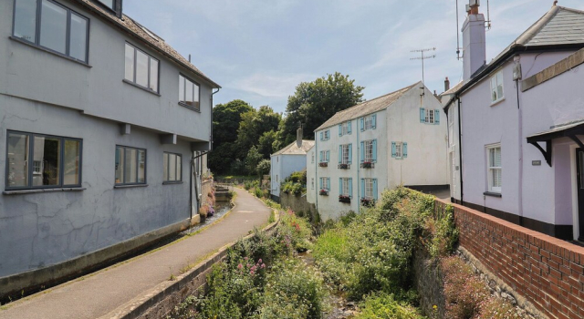 1 Mill Green Court