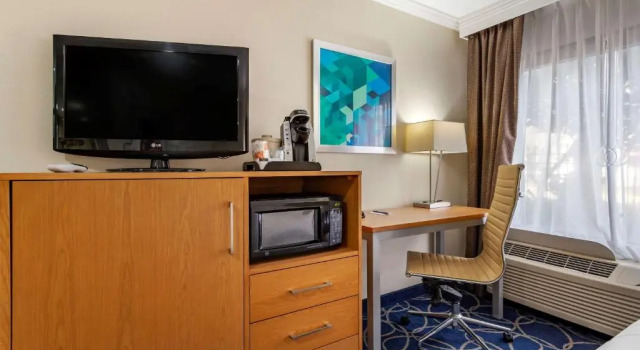 Номер Standard Comfort Inn & Suites Houston I-10 West Energy Corridor