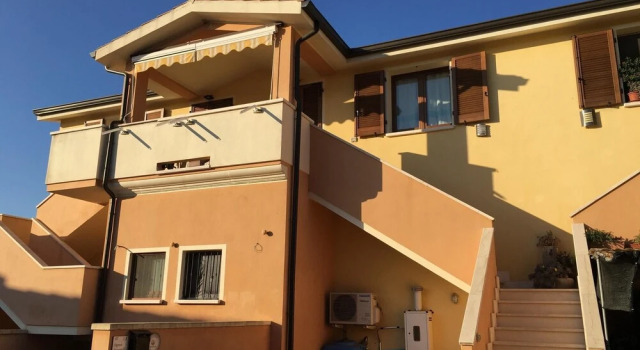 Apartment With one Bedroom in Villa San Pietro, With Furnished Terrace, Забронировать Апартаменты/квартира Отели Вилла-Сан-Пьетро с парковкой, Парковка