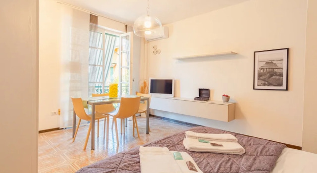 Sirmione Studio Apartment - Italian Homing Many Thanks Stella