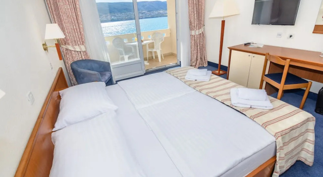 Семейный номер Superior с балконом и с видом на море Family Hotel Pagus - All Inclusive