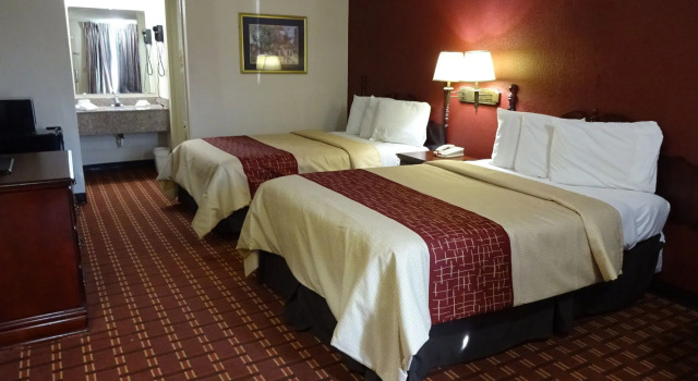 Red Roof Inn Sumter, Забронировать Отель Отели Южной Каролины с завтраком, Завтраки