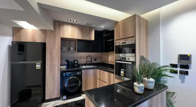 Al Faisal luxury apartment - Mamoura Compound