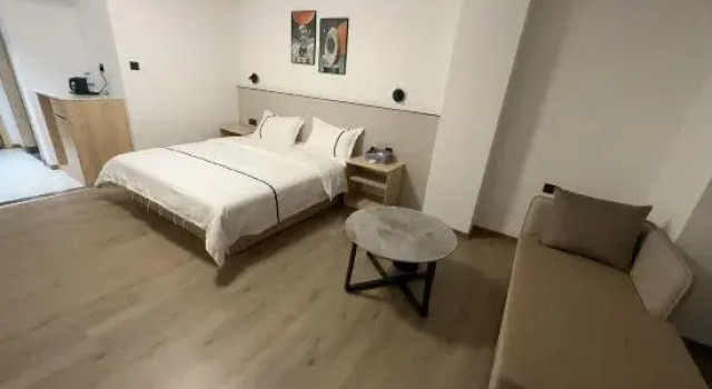 Meet the B&B Mansion, Varaa Bed and Breakfast Liaobu Guangdong