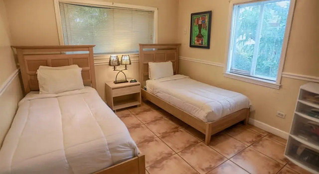 Spacious & Conveniently Located Miami Airport Home