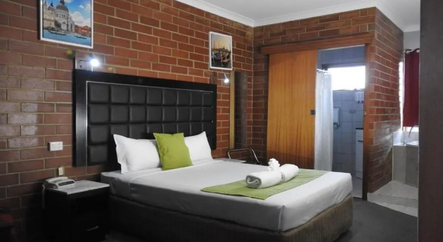 Двухместный номер Standard Pooraka Motor Inn