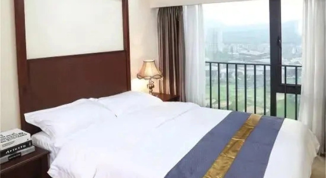 Люкс Hailing Island Banxia Time Holiday Villa (Yangjiang Poly Yintan Branch)