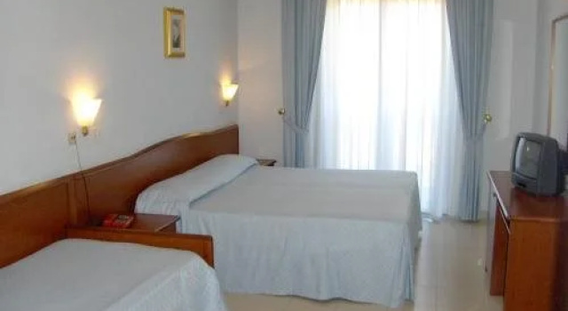 Hotel DAddetta, Забронировать Отель Отели Сан-Джованни-Ротондо 3 звезды, 3*