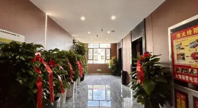 Yicheng Yining Hotel (Wanrong Plaza, Yining Development Zone), Book Hotel Hotels in Xinjiang with Parking, Parking