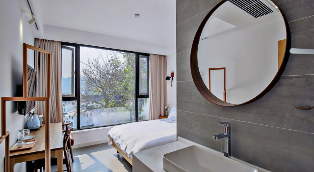 Двухместный номер Standard с видом на горы Hangzhou Sansu Hotel