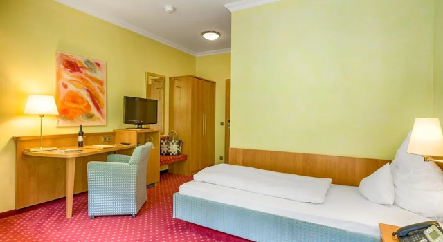 Одноместный номер Standard с балконом Ringhotel Mönch`s Waldhotel