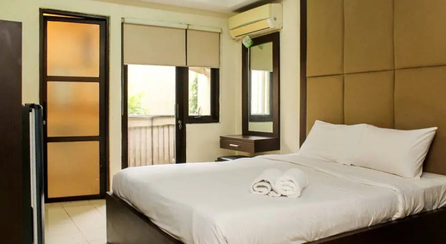Cozy Studio at Metropark Condominium Jabebeka Apartment By Travelio, Book Apartment Cikarang West Java