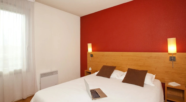 Апартаменты Standard Séjours & Affaires Lyon Park Lane